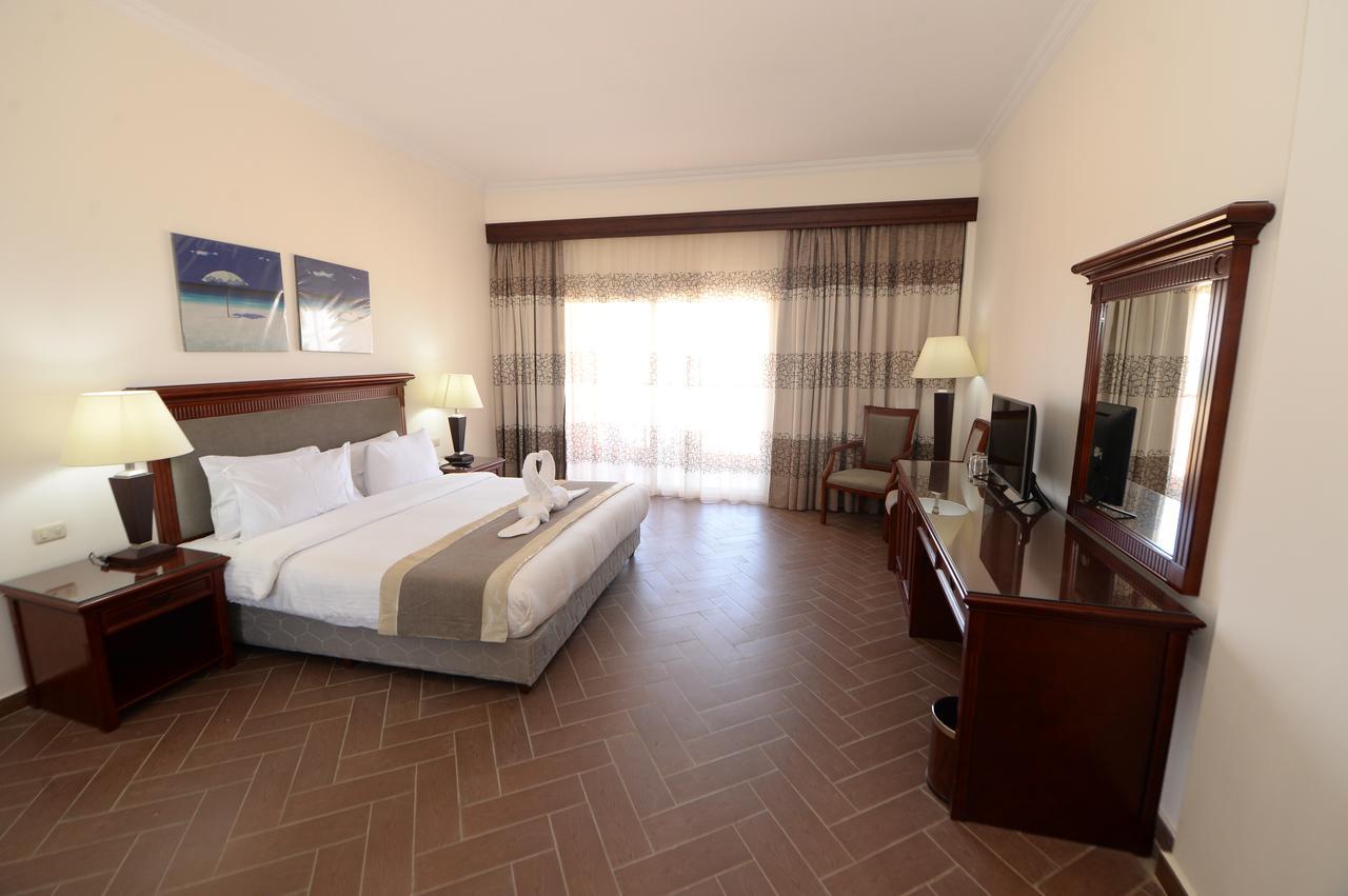 Savanna Empire Spa & Resort Ataqah מראה חיצוני תמונה